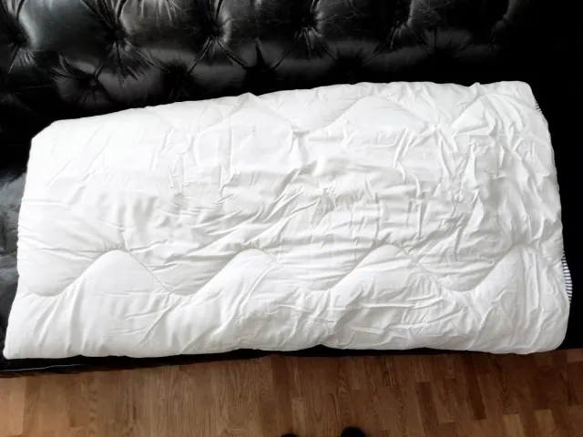 Edredón Ikea para cama 150 cmts