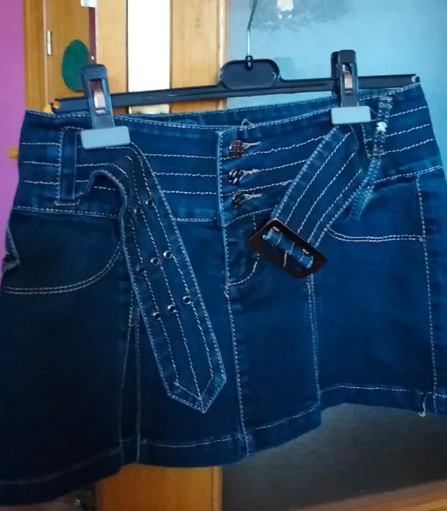 Faldas diversas  de varios colores