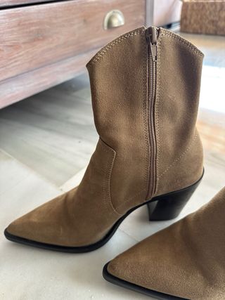 Botines ante beige/marrón (una puesta)