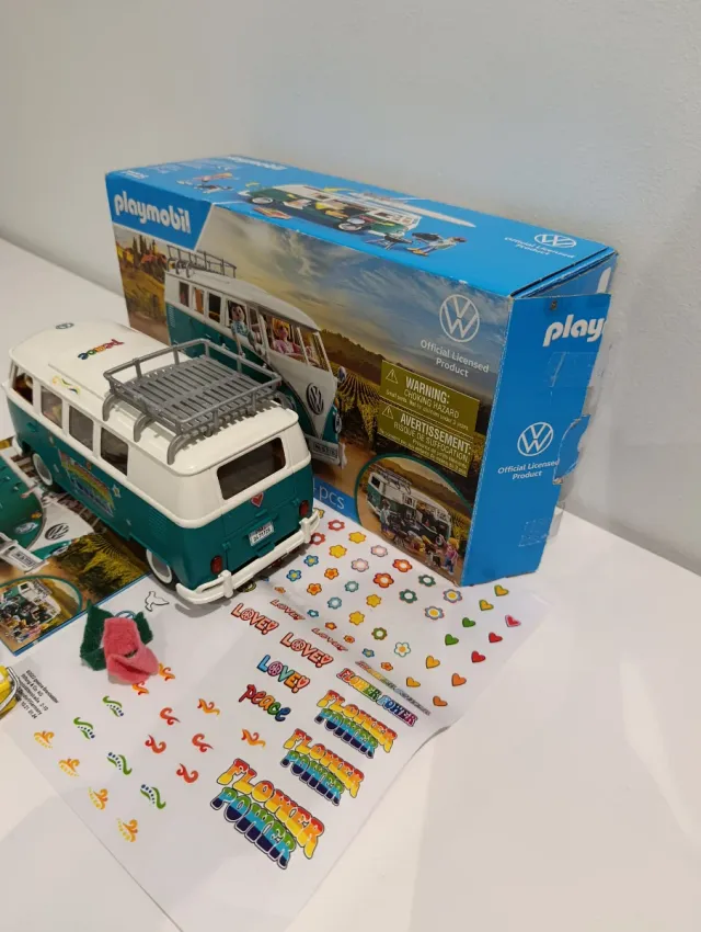 Playmobil 71725 Furgoneta Volkswagen 2