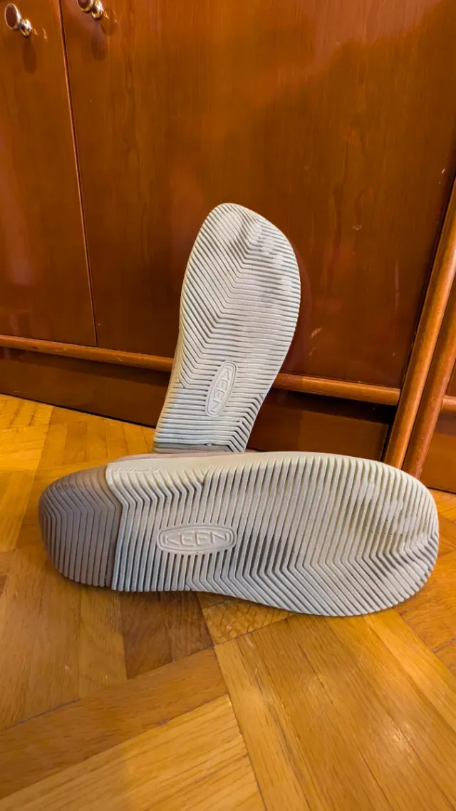 Keen Knx Beige Talla 47.5