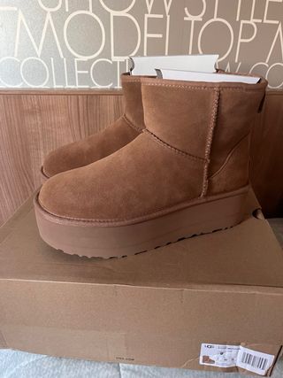 Botas Ugg Classic Mini Platform Marrones