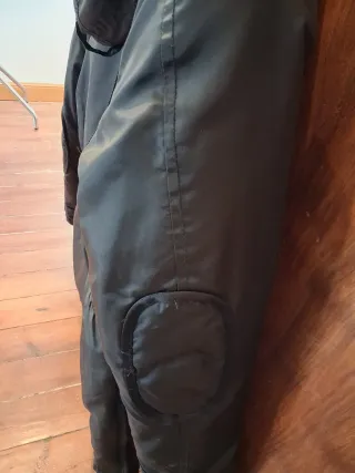 Parka caballero negra abrigada