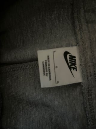 Pantalón chándal Nike gris