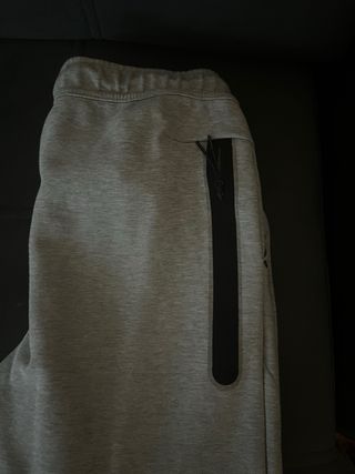 Pantalón chándal Nike gris