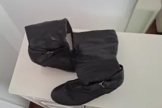 Botas de tacón medio negras