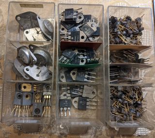 TRANSISTOR AL SILICIO VINTAGE - NUOVI E USATI