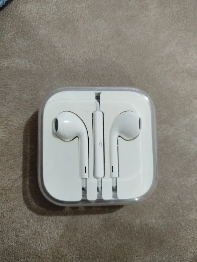 Auriculares Apple iPhone Blancos