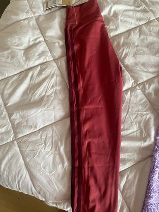 Leggings Adidas rojos capri
