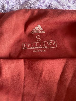 Leggings Adidas rojos capri