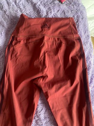 Leggings Adidas rojos capri