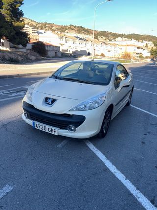 Peugeot 207 2004