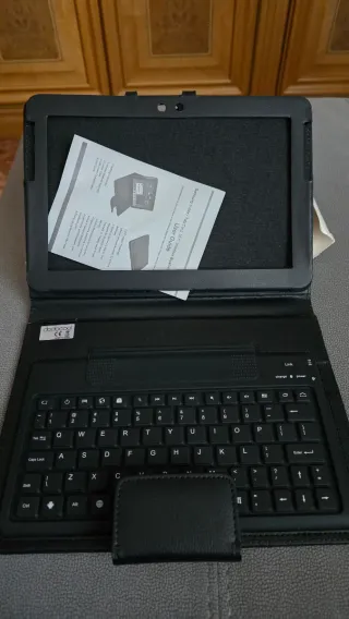 Funda tablet con teclado dodocool