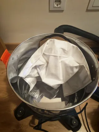 Aspiradora Dexter 20L 1400W