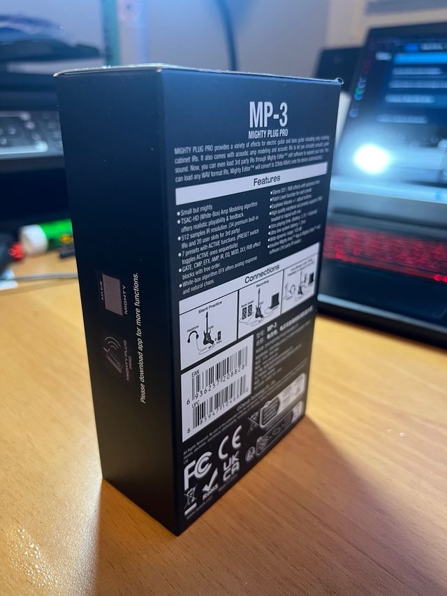 NUX Mighty Plug PRO Amplificatore Nero/Oro