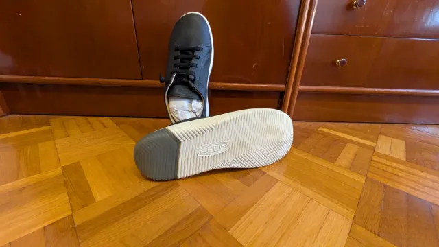 Keen Knx Negras Talla 47.5 Nuevas