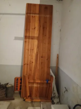 Mesa de madera maciza