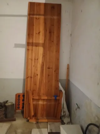 Mesa de madera maciza