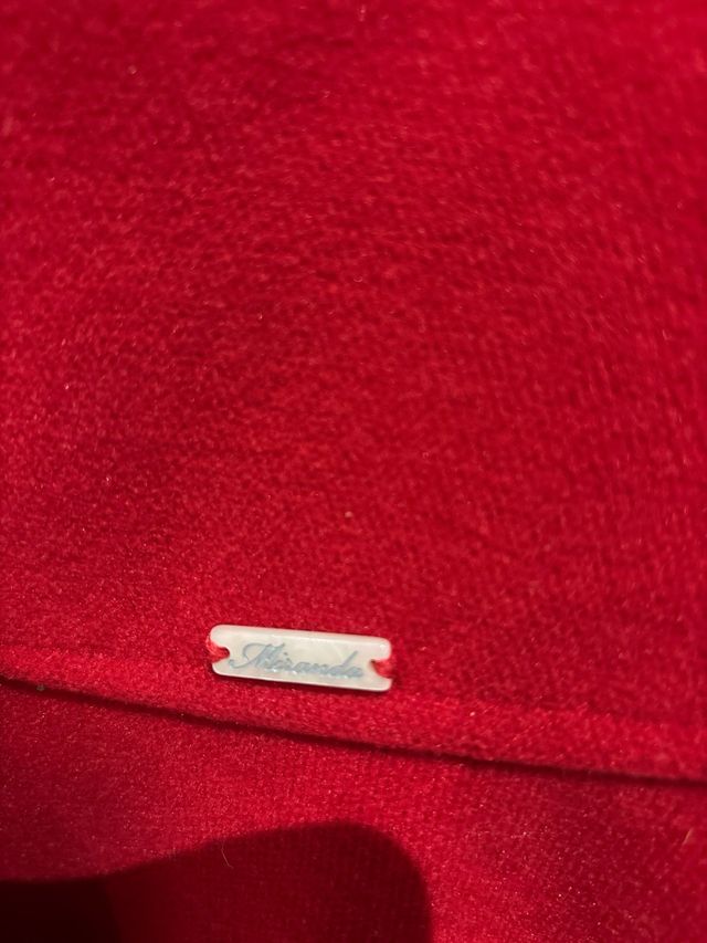 Abrigo niña Miranda paño rojo , talla 6 años