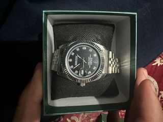 Reloj elegante plateado