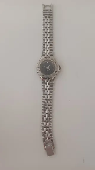 Reloj SWISS Mujer Negro y Plateado