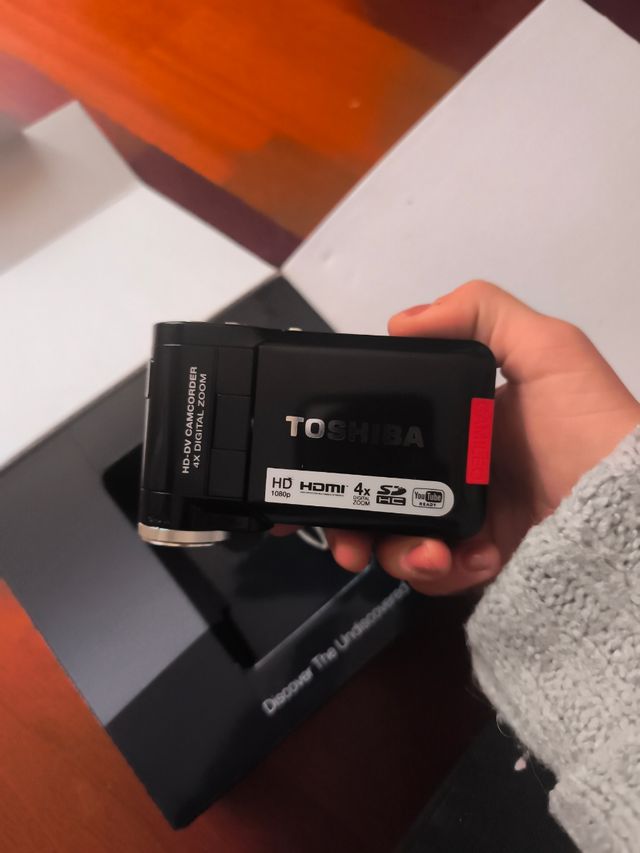 Videocámara Toshiba Camileo P10