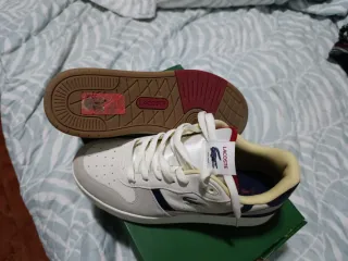 Zapatillas Hombre Lacoste Gris y Blanco