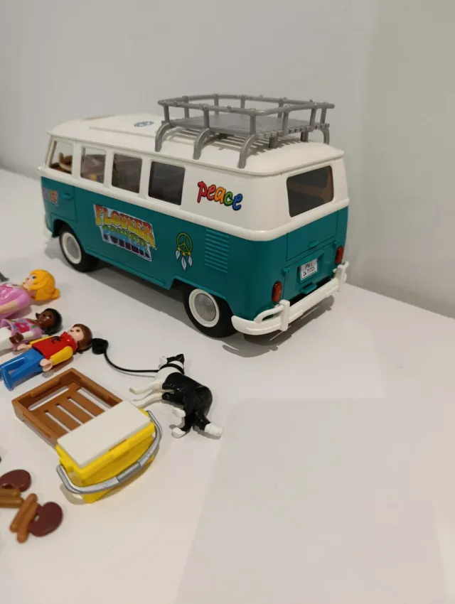 Playmobil 71725 Furgoneta Volkswagen 5