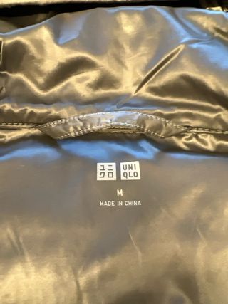 Plumas Uniqlo Talla M Gris