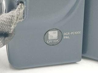 Videocámara Sony DCR-PC100E