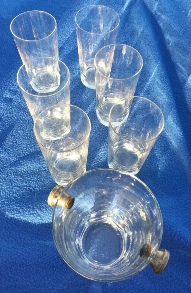 Cubiteras-6;vasos de cristal tallado nuevos