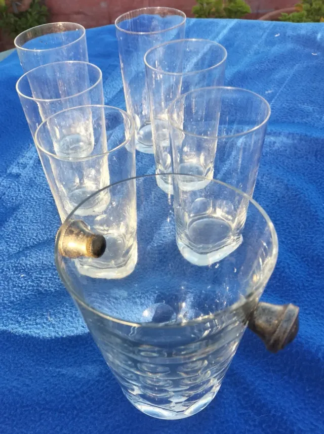 Cubiteras-6;vasos de cristal tallado nuevos