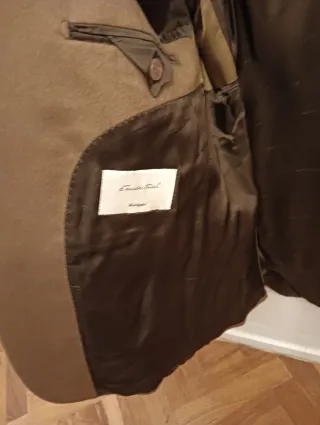 Americana de Cachemira Marrón