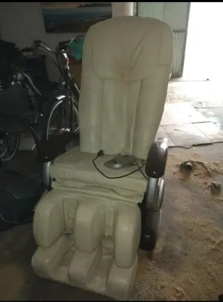 Poltrona Relax Massaggio Beige in Similpelle