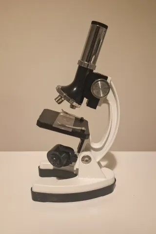 Microscopio Celestron