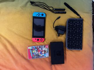 Nintendo Switch + Accessori