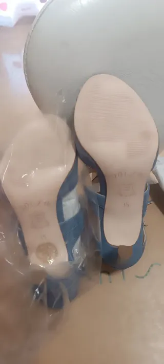 Sandalias UNISA azules N.35