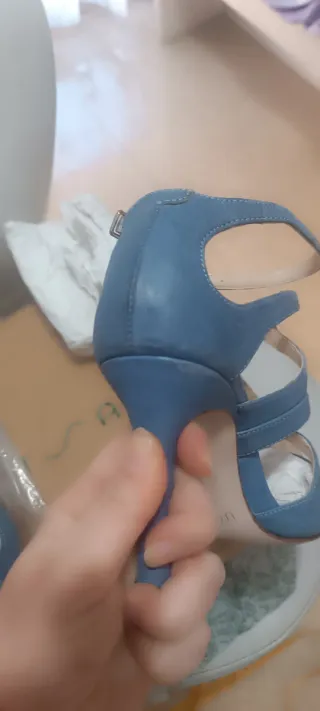 Sandalias UNISA azules N.35