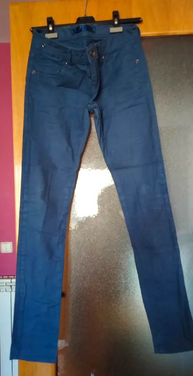 Pantalones vaqueros azules