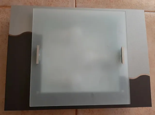 Plafón moderno negro y blanco