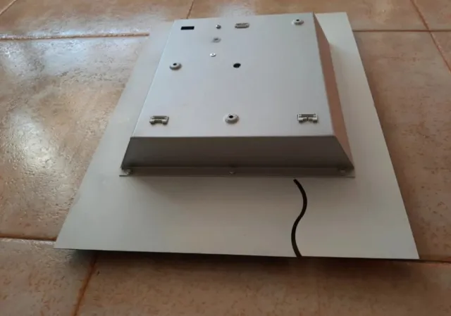 Plafón moderno negro y blanco