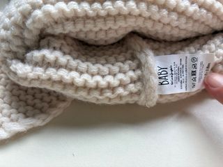 Gorro y manoplas lana beige