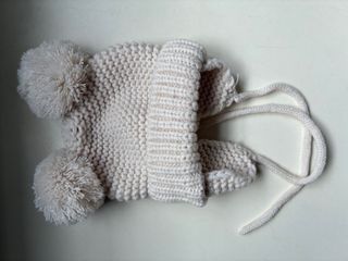 Gorro y manoplas lana beige