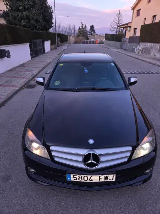 Mercedes-Benz mercedes 220 2007