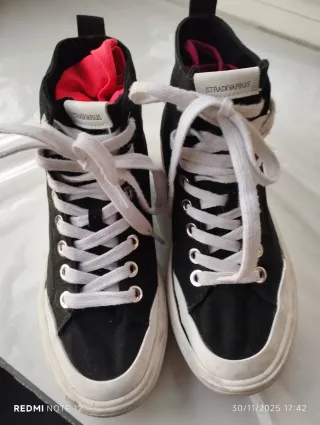 Zapatillas Stradivarius Negras