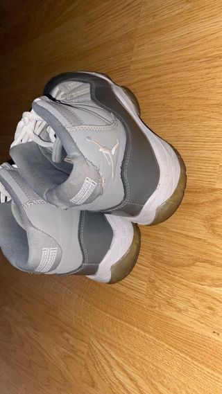 Zapatillas Jordan Grises