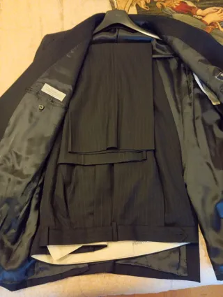 Completo uomo grigio gessato