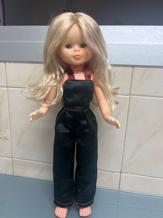 Nancy articulada años 70 leer bien descripción