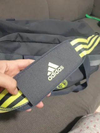 Bolsa de deporte Real Madrid.