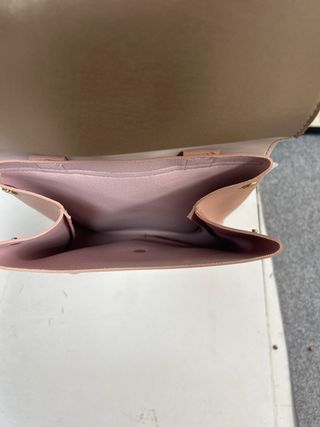 Mochila Guess Bella Vita Rosa y Dorada